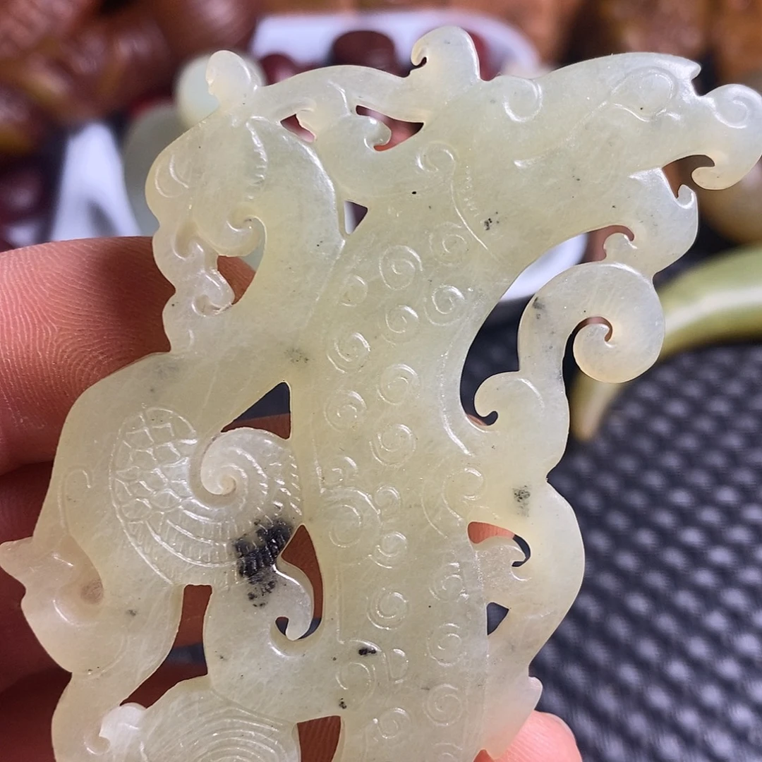 岫玉未镶嵌珠宝奇石