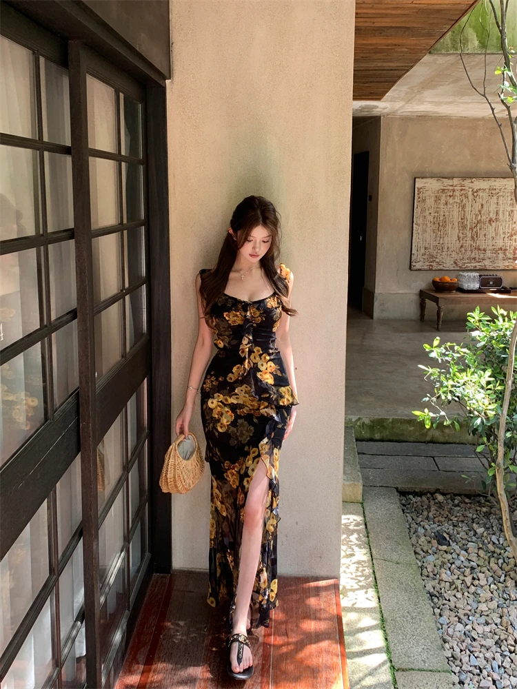 法式小众气质绝美度假风荷叶边印花无袖吊带收腰显瘦气质连衣裙