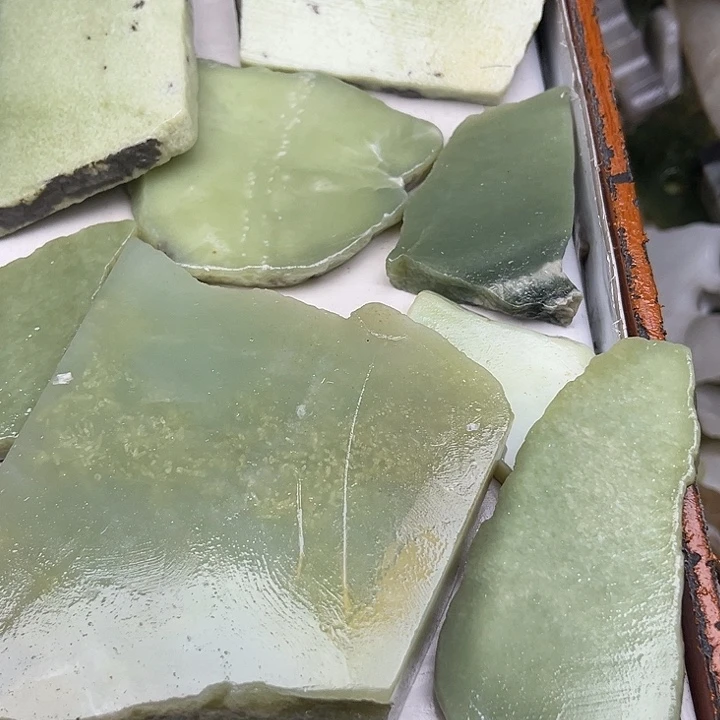 未镶嵌和田玉珠宝奇石
