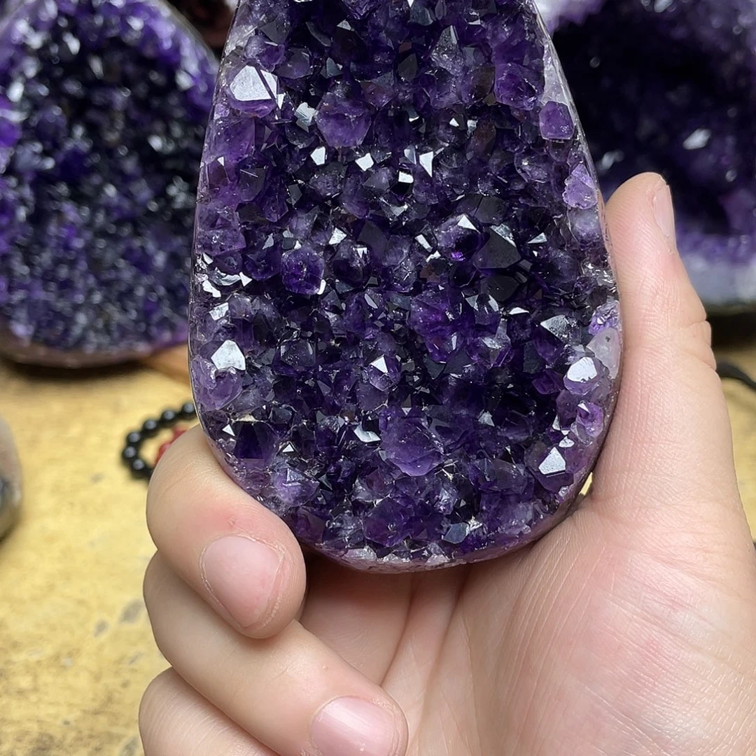 紫晶大型摆件（非配饰）未镶嵌