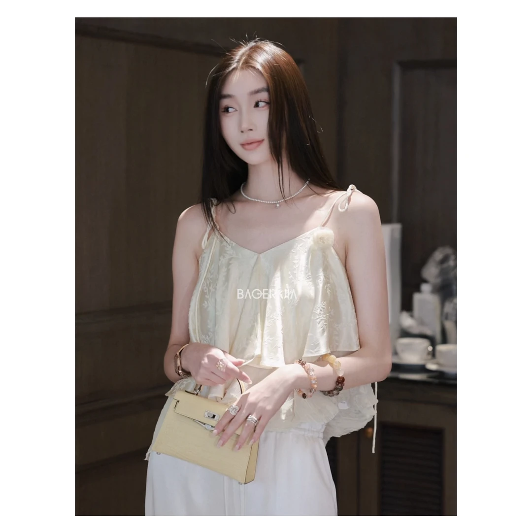 20-宝儿家含幂BG24625102春季新款穿搭定制真丝暗纹提花挂脖背心