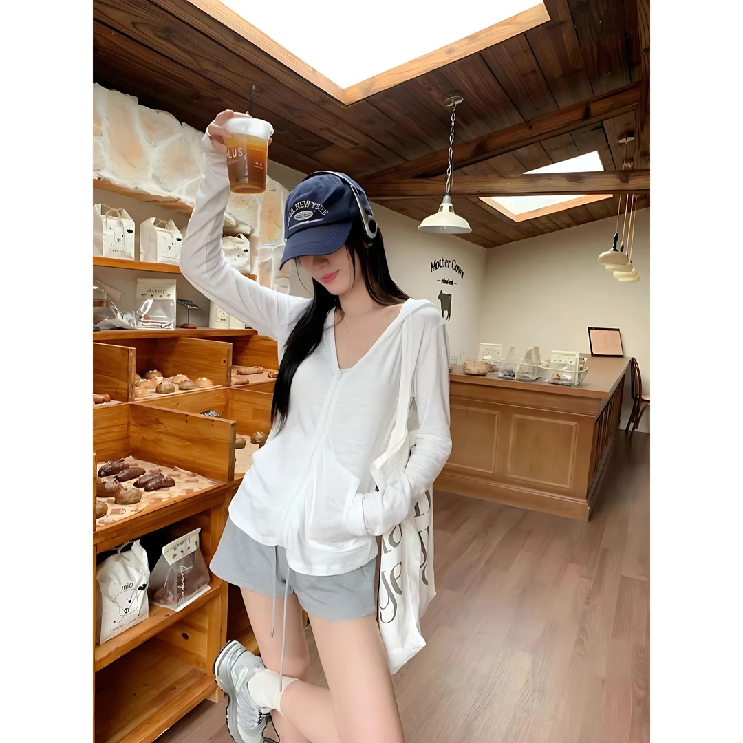 夏季长袖防晒拉链外套女爆款修身显瘦透气连帽小众甜辣上衣