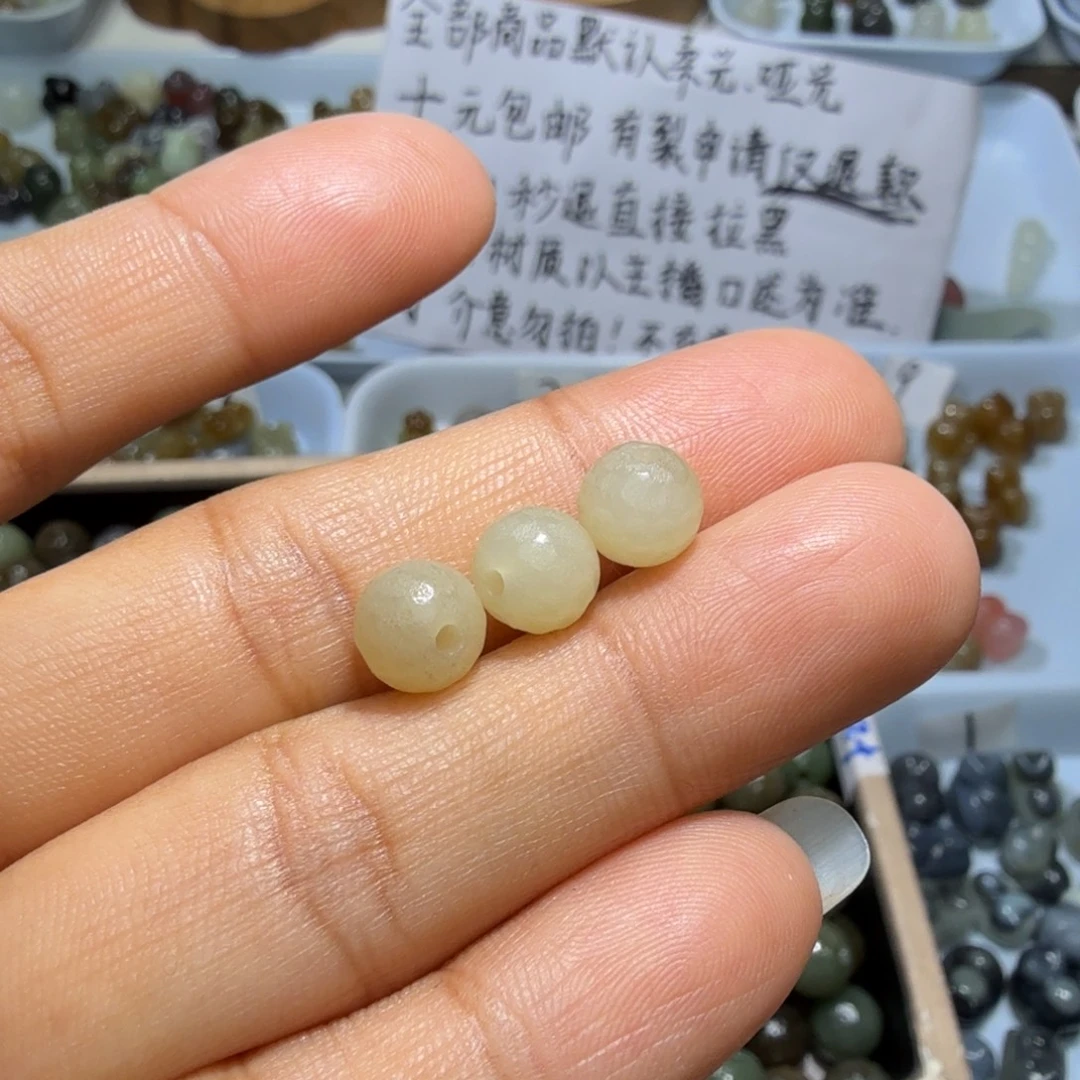 和田玉未镶嵌珠宝奇石