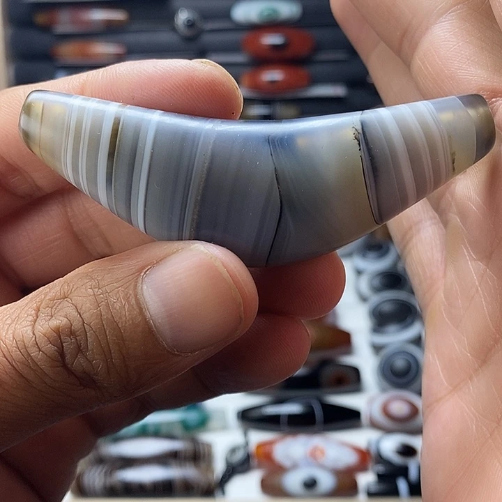 未镶嵌颈饰玛瑙/玉髓