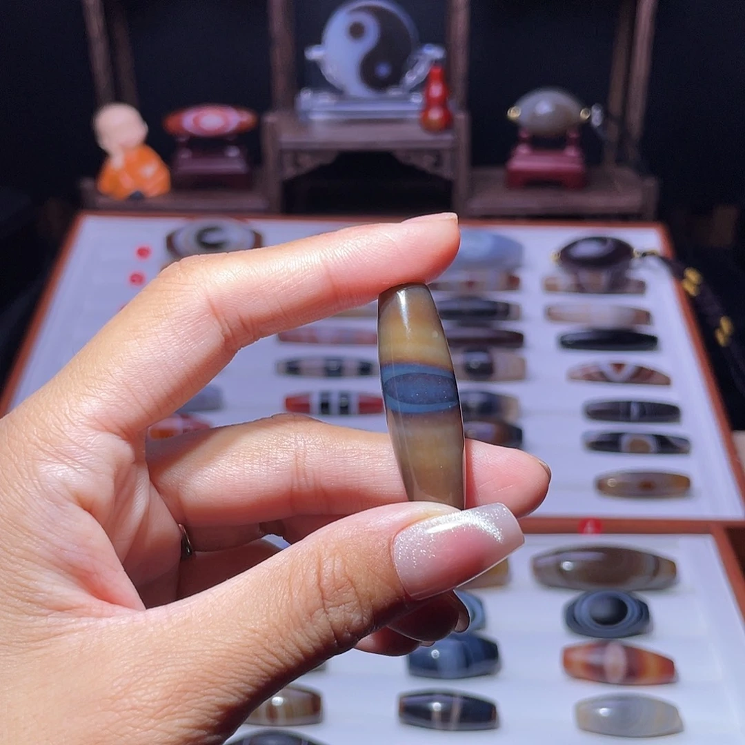 玛瑙/玉髓未镶嵌吊坠(赠链)