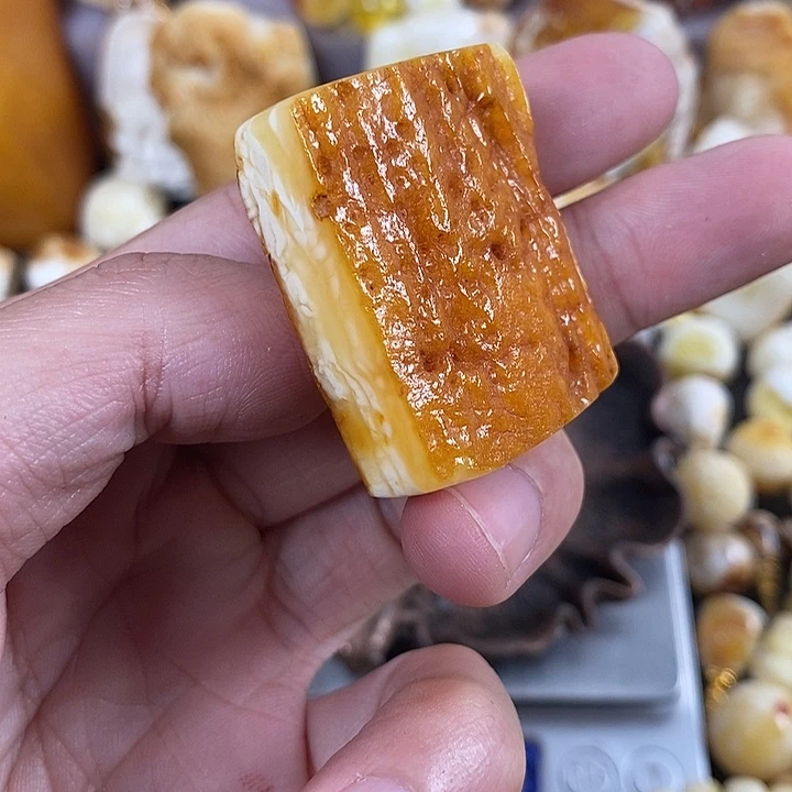 琥珀未镶嵌珠宝奇石我