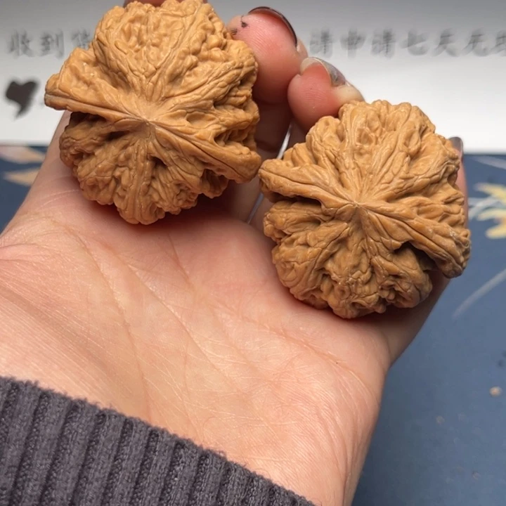 文玩核桃把件粗筋43