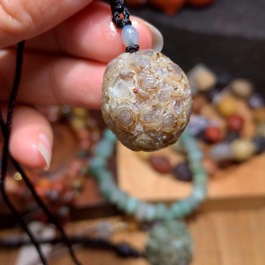 未镶嵌玛瑙/玉髓珠宝半成品