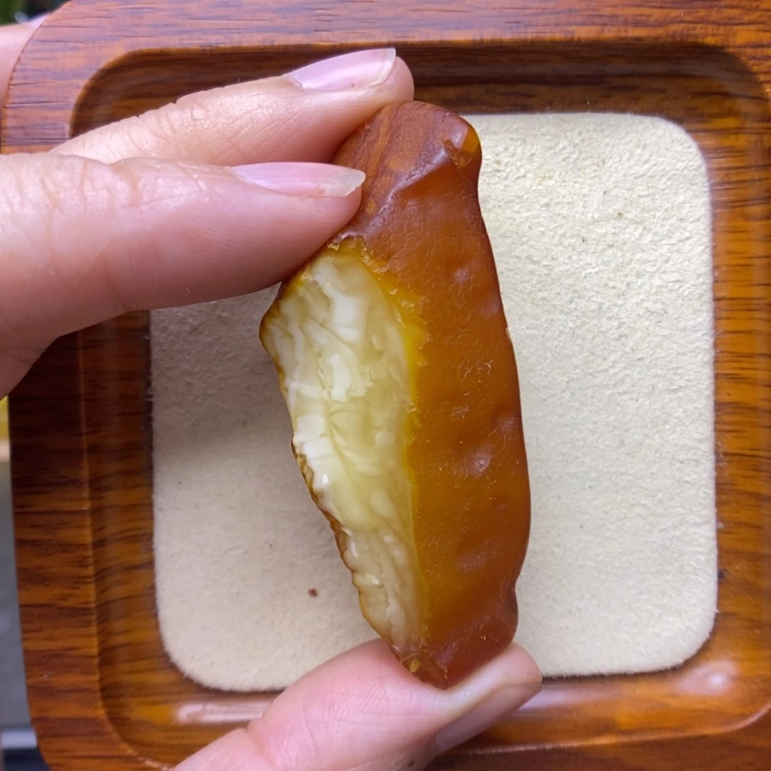 定制琥珀未镶嵌敏