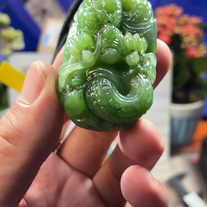 和田玉（糖玉）未镶嵌颈饰