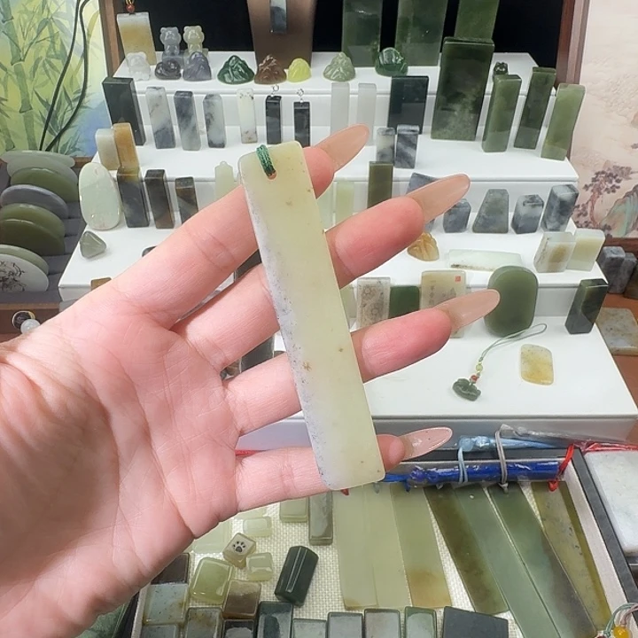 和田玉（糖玉）未镶嵌车挂