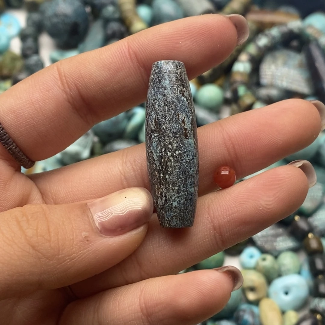 南红玛瑙未镶嵌珠宝奇石