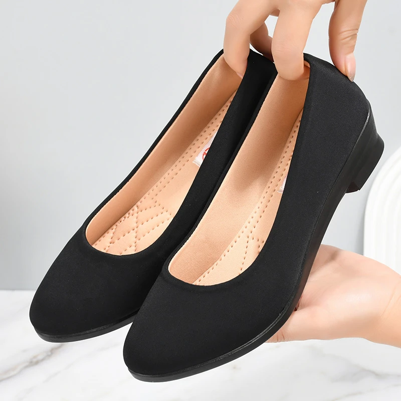 素面一脚蹬青年坡跟职业中年布鞋工作鞋低跟百搭