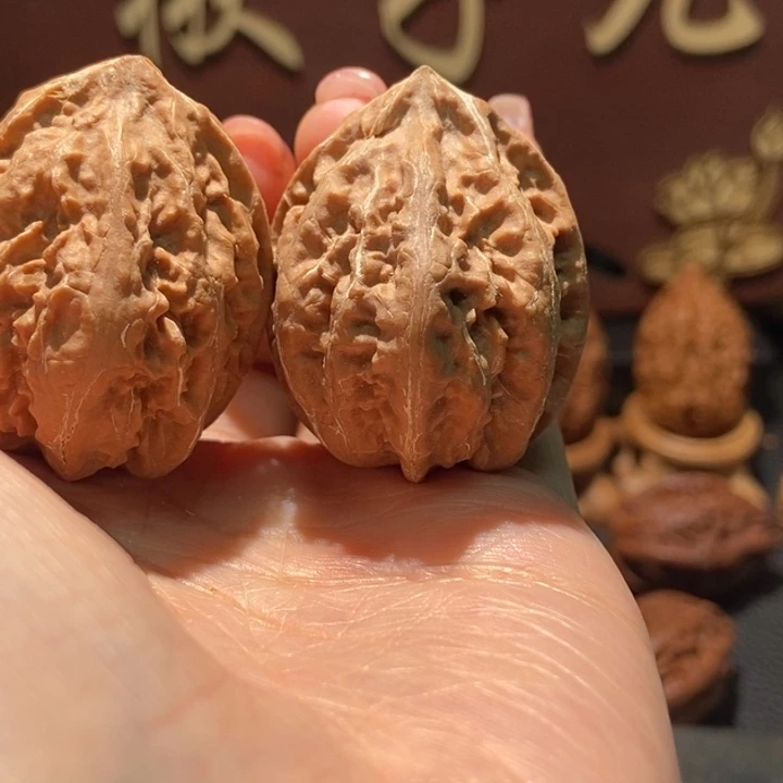 文玩核桃吊坠聚核财婉楸75