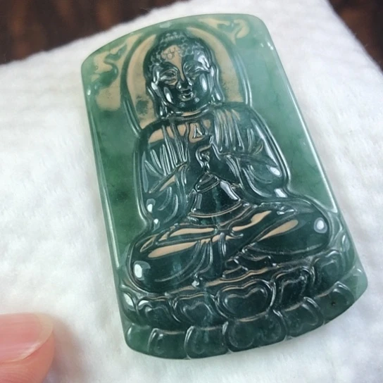 翡翠未镶嵌颈饰缅甸A货，每天下午1点半开播