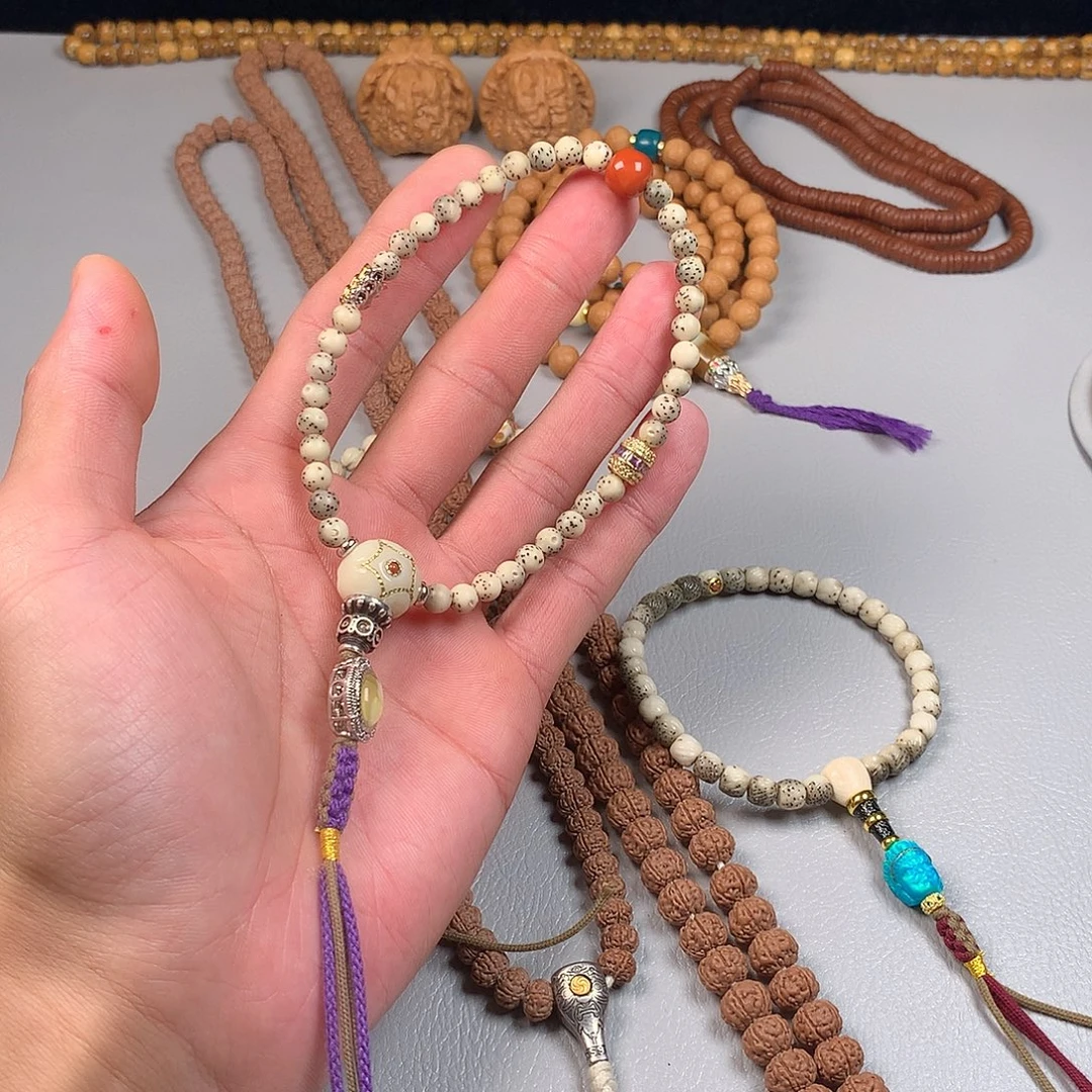 星月菩提吊坠。。。。。。。。。。。