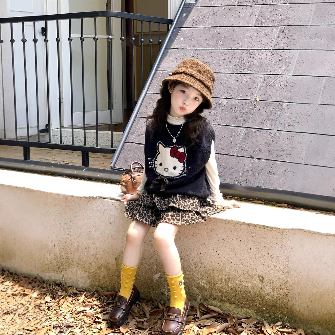 2025秋季新款 女童卡通毛线背心+木耳边打底衫+豹纹蛋糕裙三件套