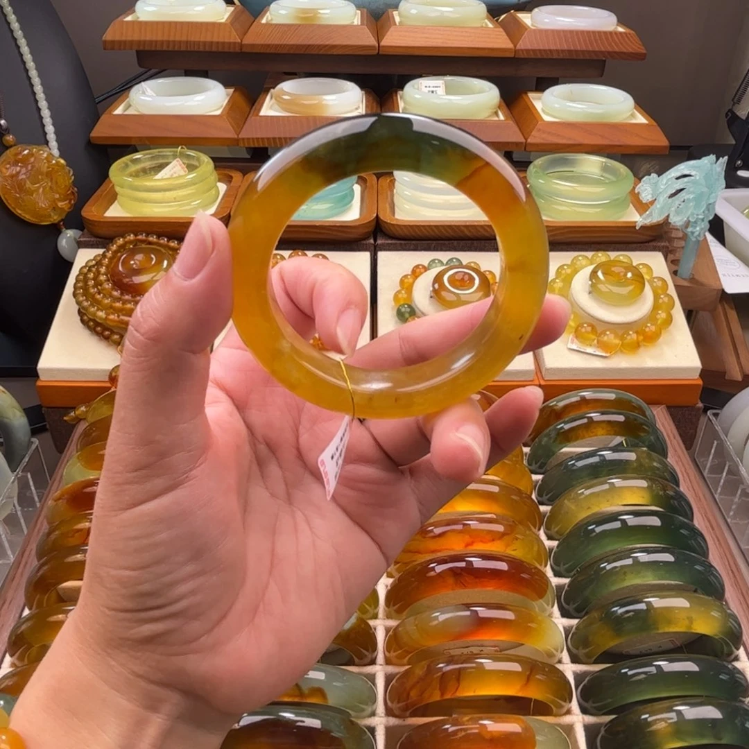 蛇纹石玉未镶嵌手镯56