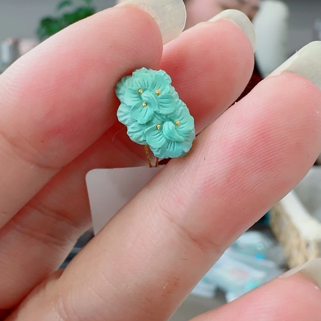 未镶嵌绿松石珠宝奇石