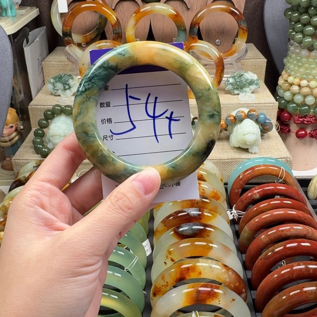 蛇纹石玉未镶嵌手镯56