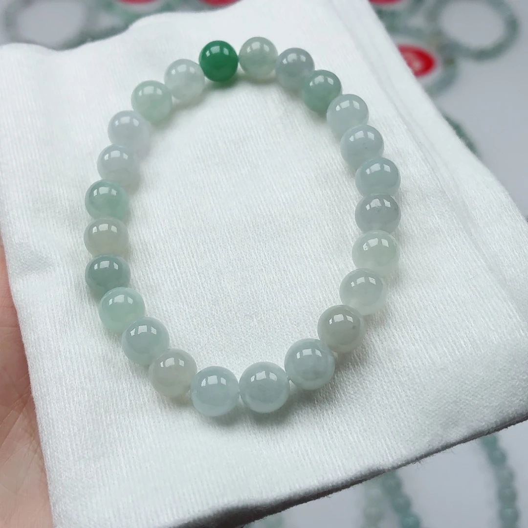 翡翠未镶嵌手链卡7.6（货中）