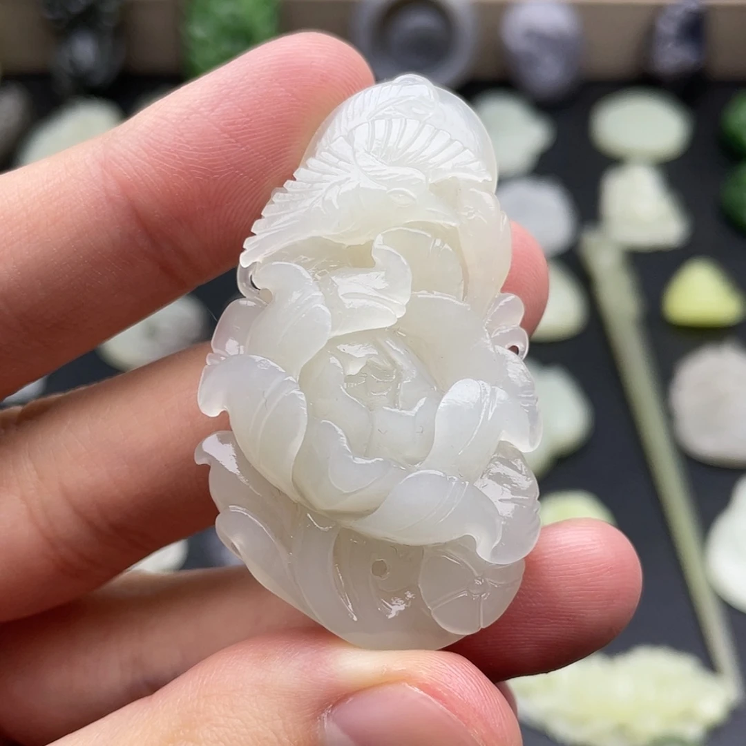 【闪购商品】颈饰未镶嵌和田玉