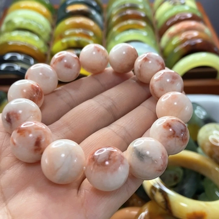 周***周未镶嵌蛇纹石玉手镯