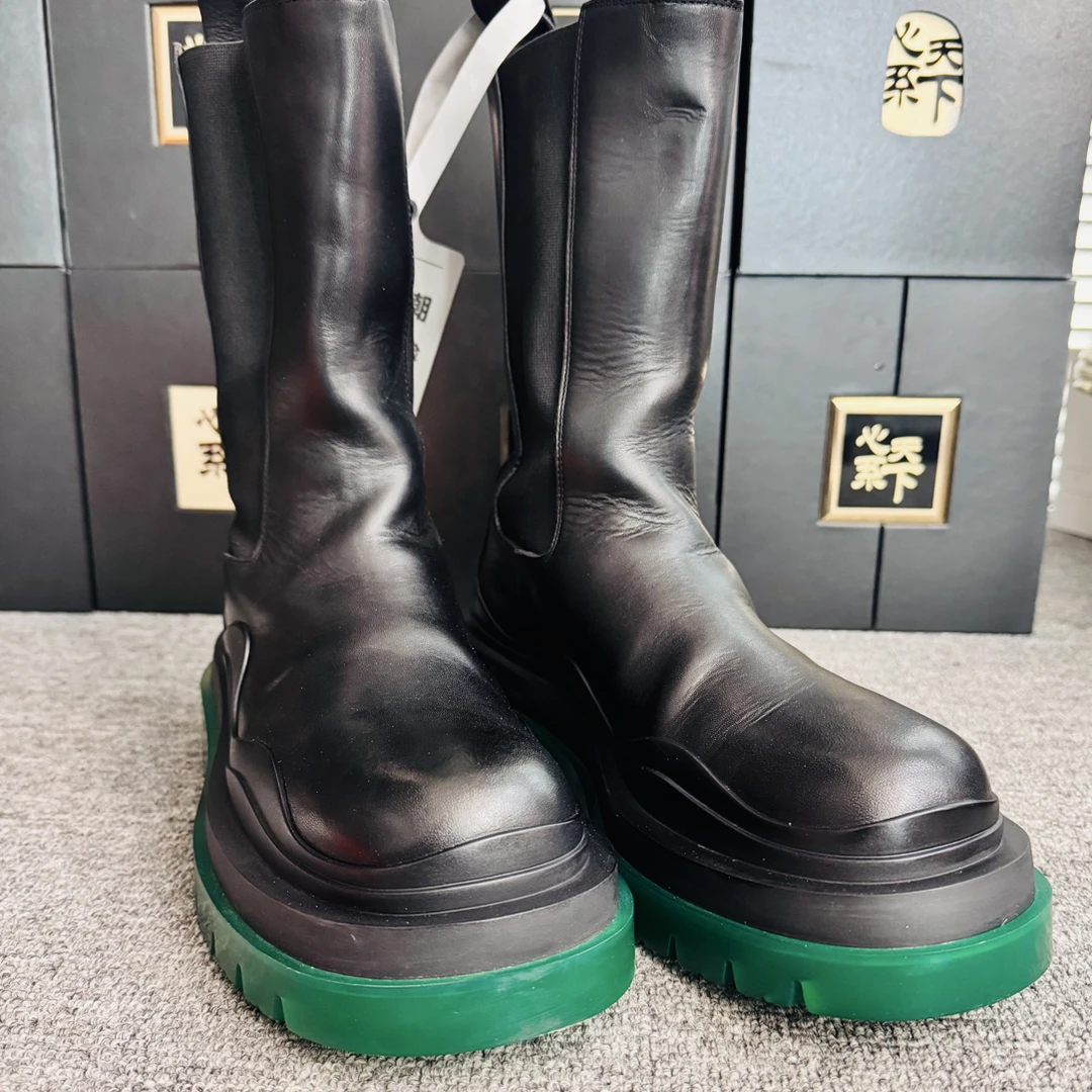 95新 BOTTEGA VENETA/葆蝶家 绿底马丁靴37码ysc3170