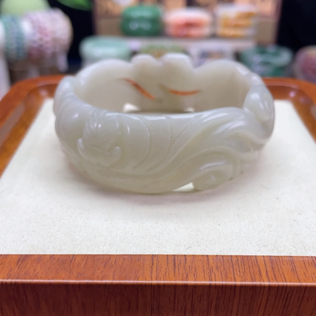 石英质玉未镶嵌手镯