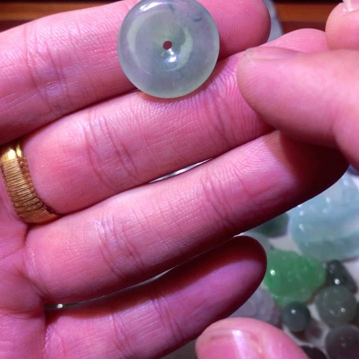 定制翡翠未镶嵌天然a货翡翠