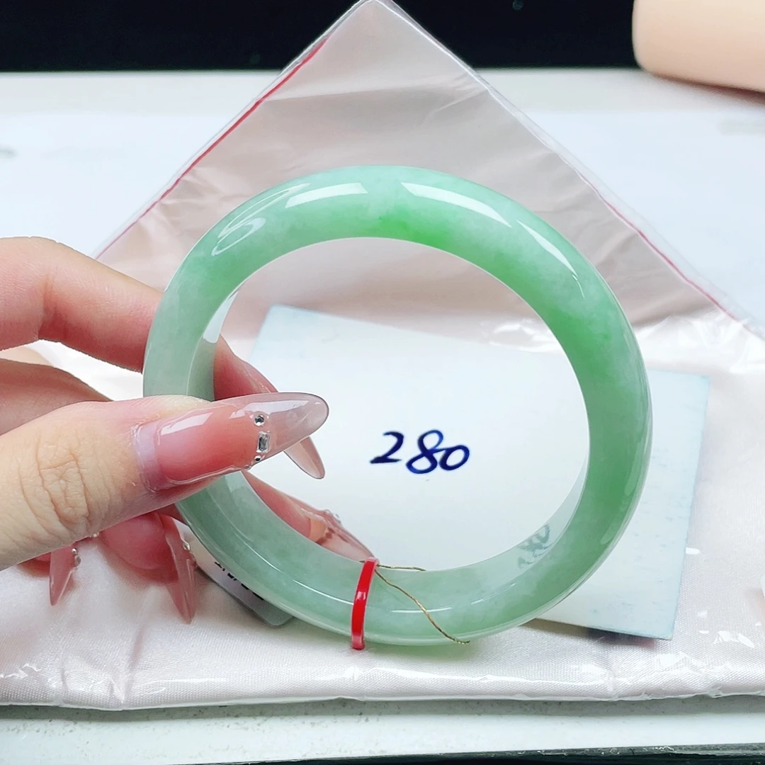 未镶嵌手镯翡翠58