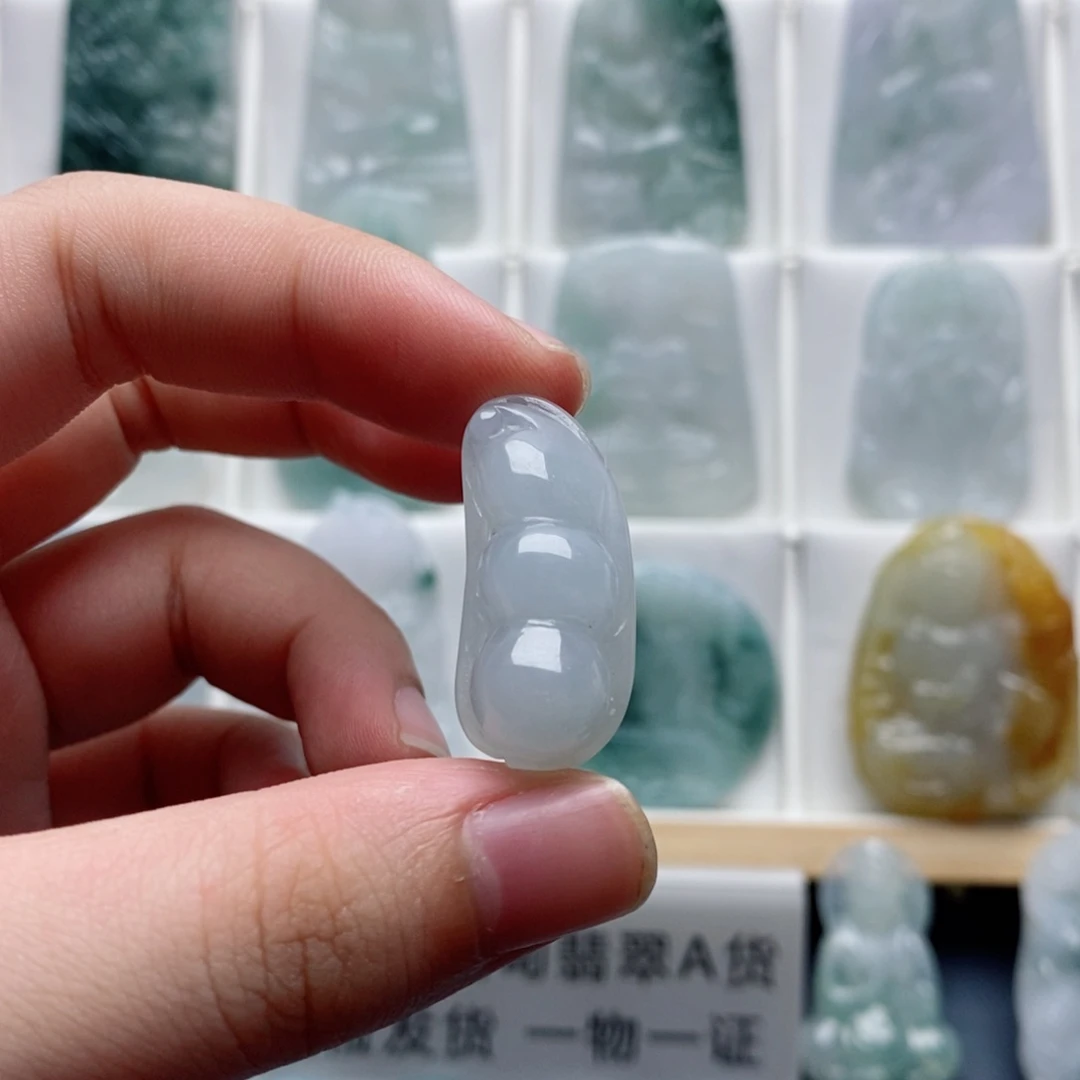 翡翠未镶嵌吊坠(不含链)四季豆
