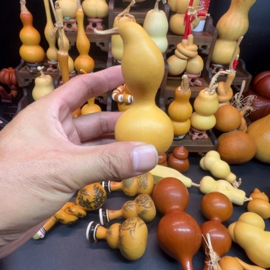 忙***碌木质葫芦笙是什么神仙爱情故事我