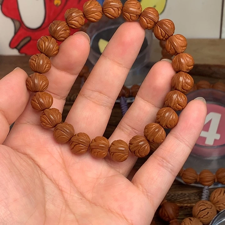 吊坠桃核12玉龙脊