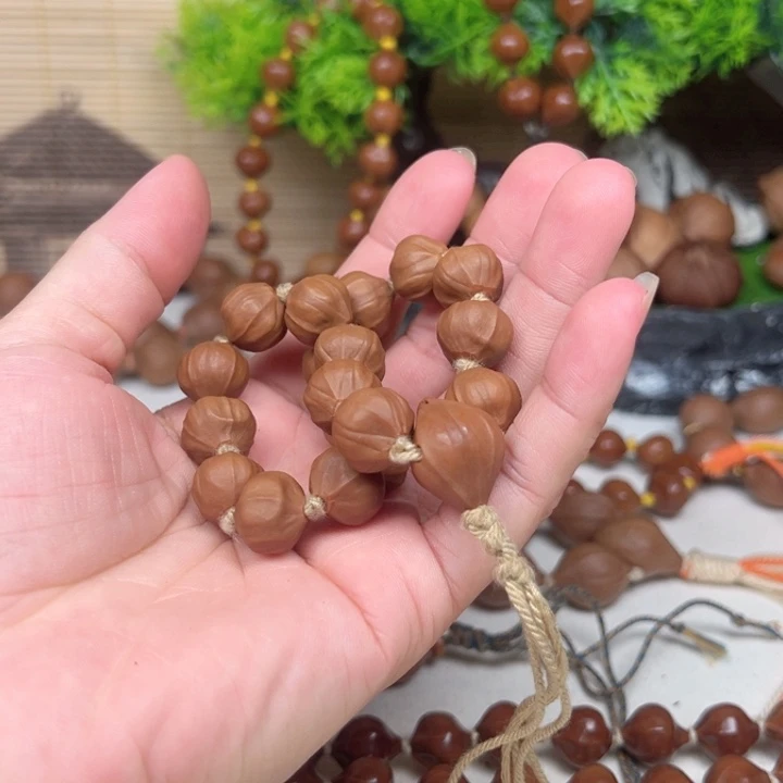 正***吊坠橄榄核1.3素核