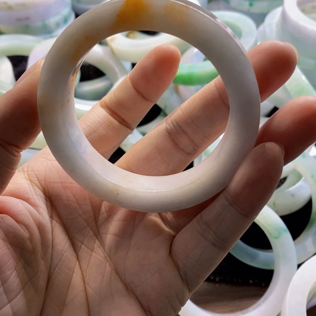 定制翡翠未镶嵌A货