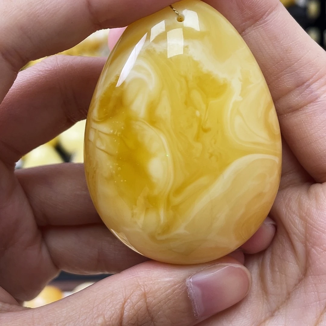 琥珀未镶嵌珠宝奇石水滴浓蜡拉丝微瑕