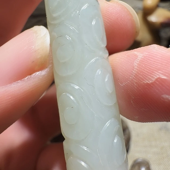 狼***说和田玉（糖玉）未镶嵌挂件