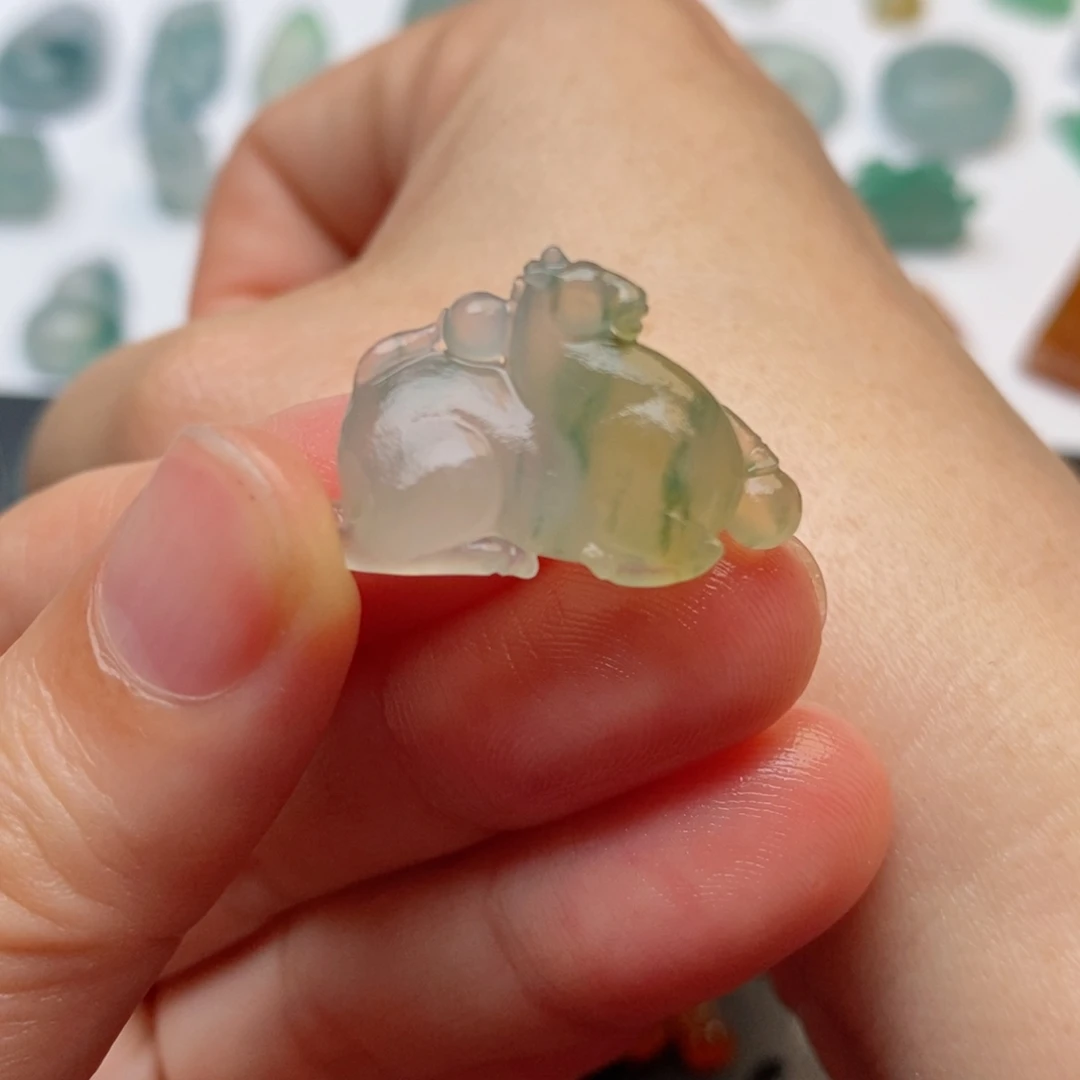 定制翡翠未镶嵌唐马