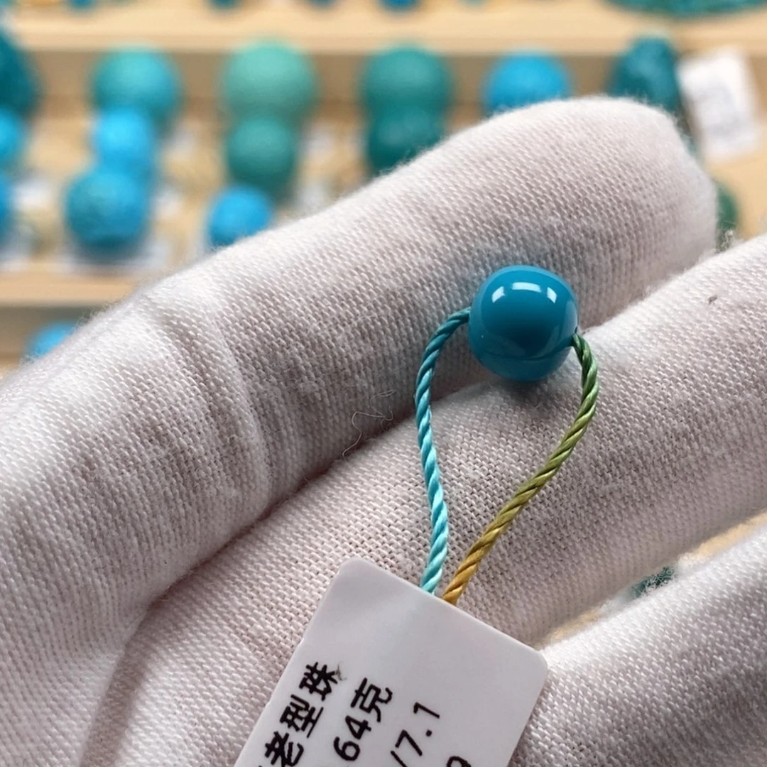 绿松石未镶嵌精品原矿高瓷绿松石