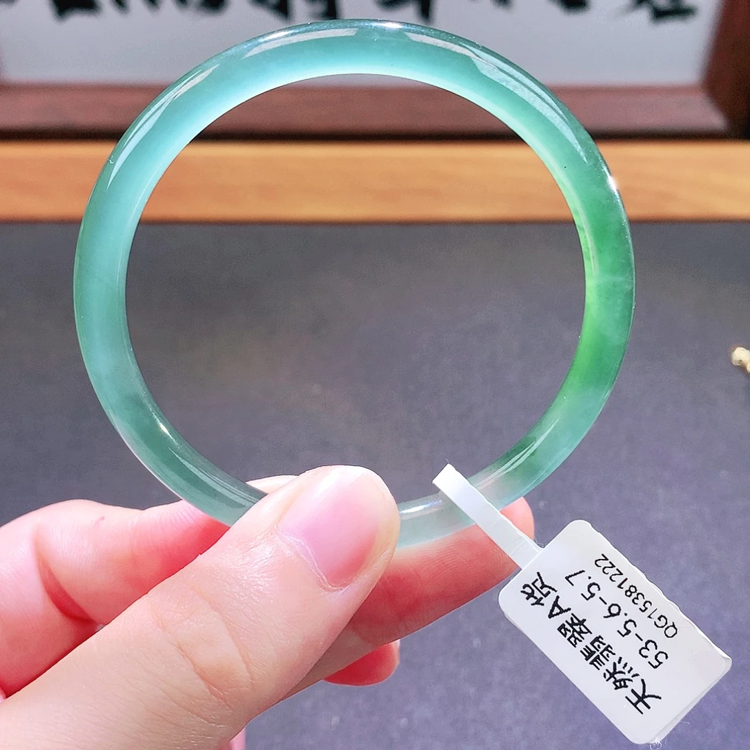翡翠未镶嵌手镯天然翡翠