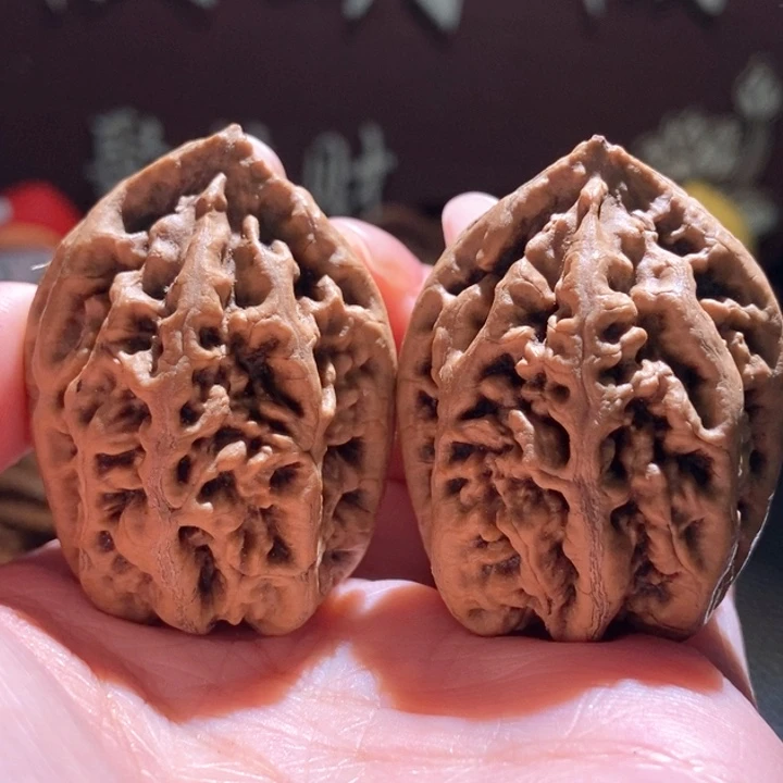 文玩核桃吊坠聚核财婉楸95