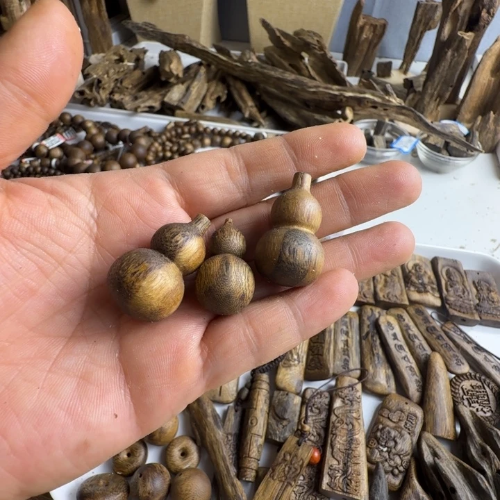 沉香沉香碎屑奇楠沉香葫芦3个7.5克重