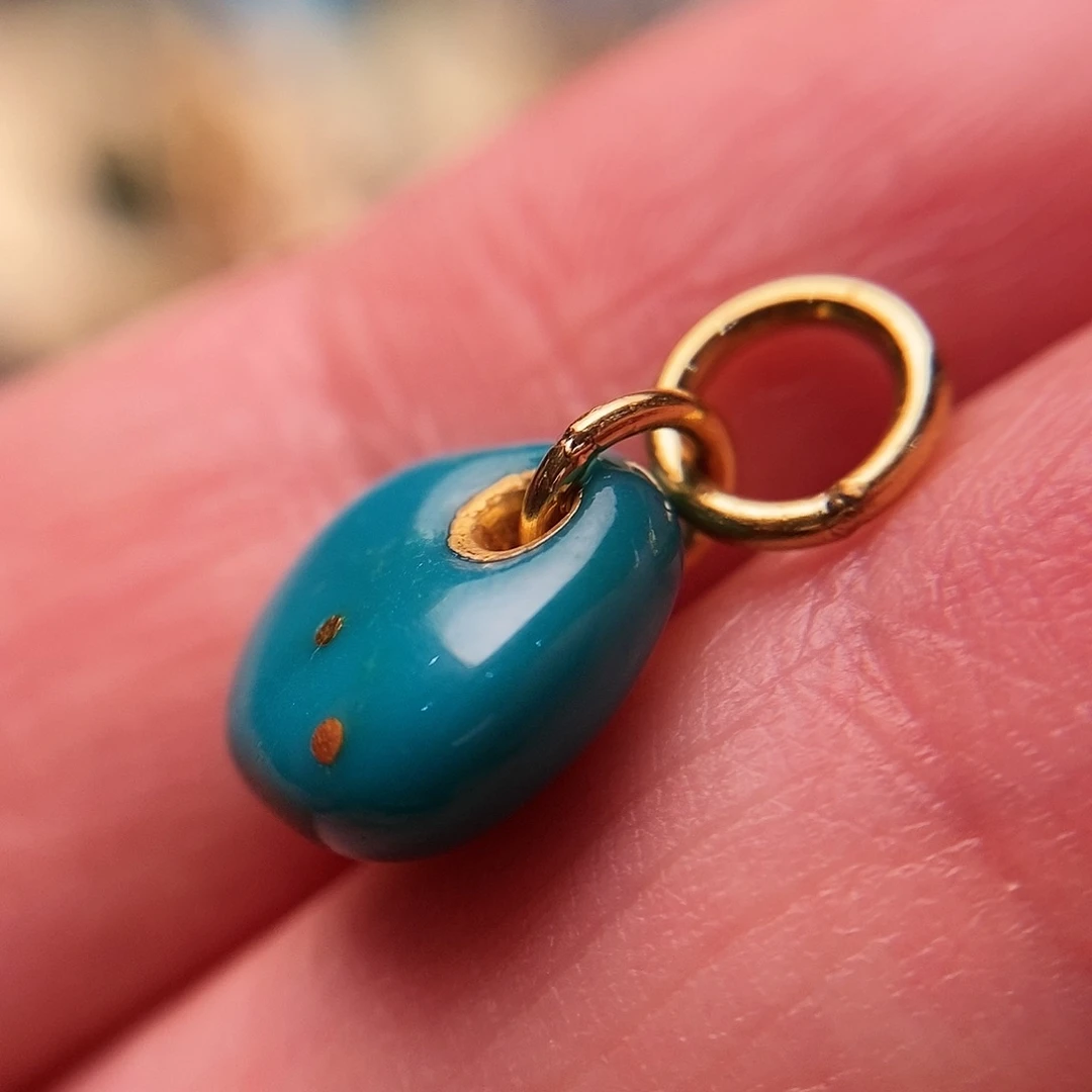 绿松石配饰未镶嵌