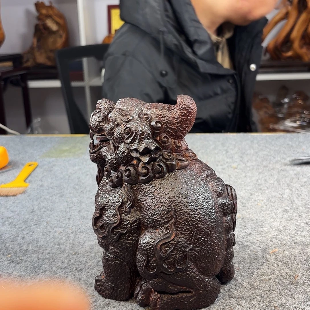 热***头小叶紫檀清刀工貔貅 手工
