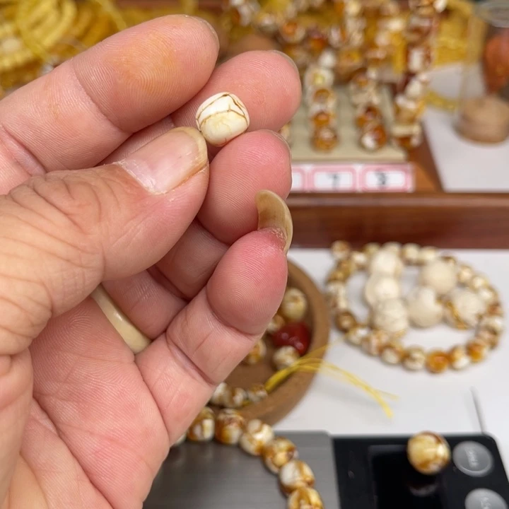 琥珀裸石未镶嵌安*07号