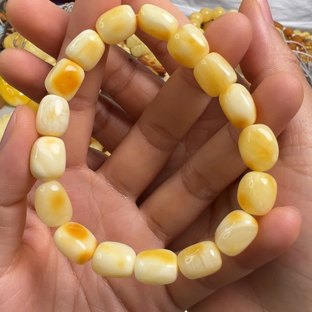 未镶嵌蜜蜡裸石蜜蜡