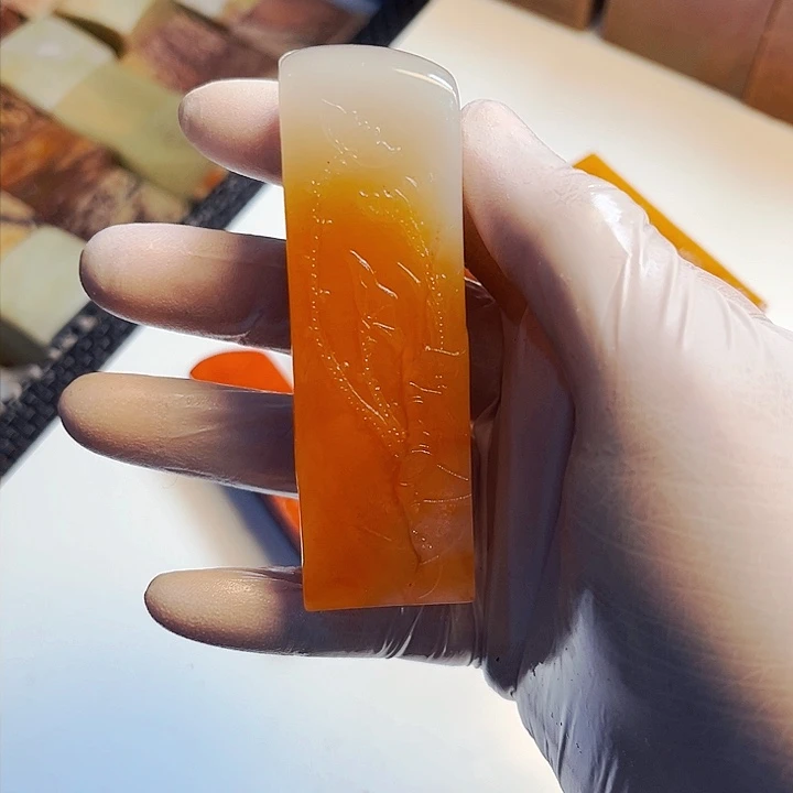 寿山石印石醉**浓晚上给大家