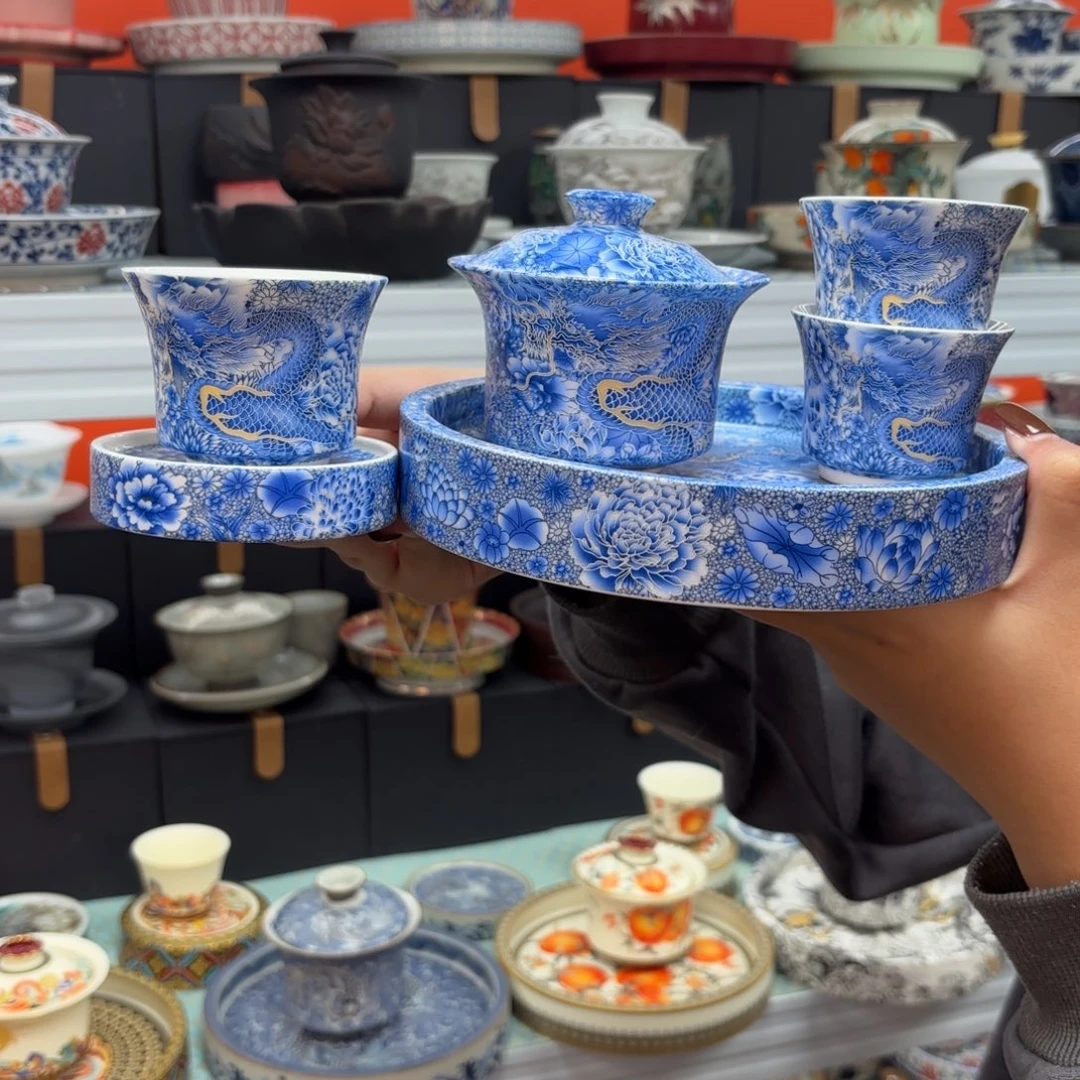 高端大气上乘又时尚前卫