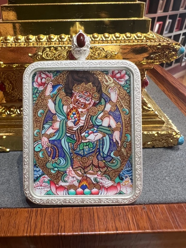 白六臂玛哈嘎拉唐卡 画风细腻色彩鲜艳矿物颜料绘制